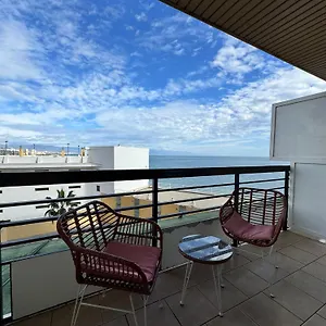 Castillo Santa Clara Estudio Con Vistas Laterales Al Mar Apartamento