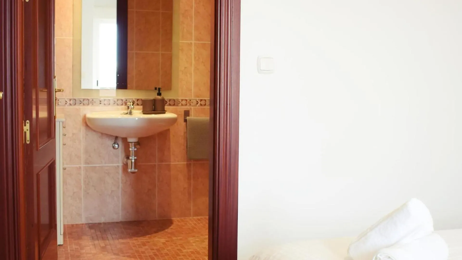 Apartment Luminoso Apartamento De 3 Dormitorios A Pie De Playa En Torremolinos